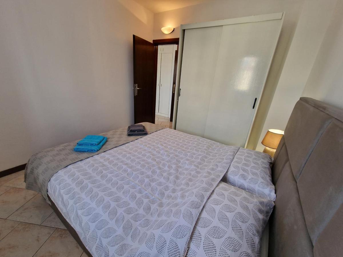 Apartments Katarina - New Renovated Ровинь Экстерьер фото