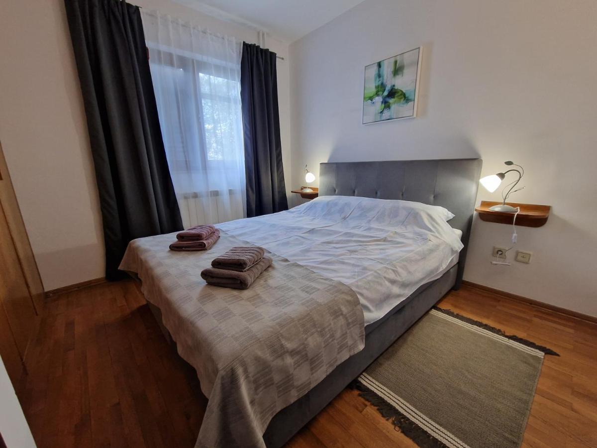 Apartments Katarina - New Renovated Ровинь Экстерьер фото