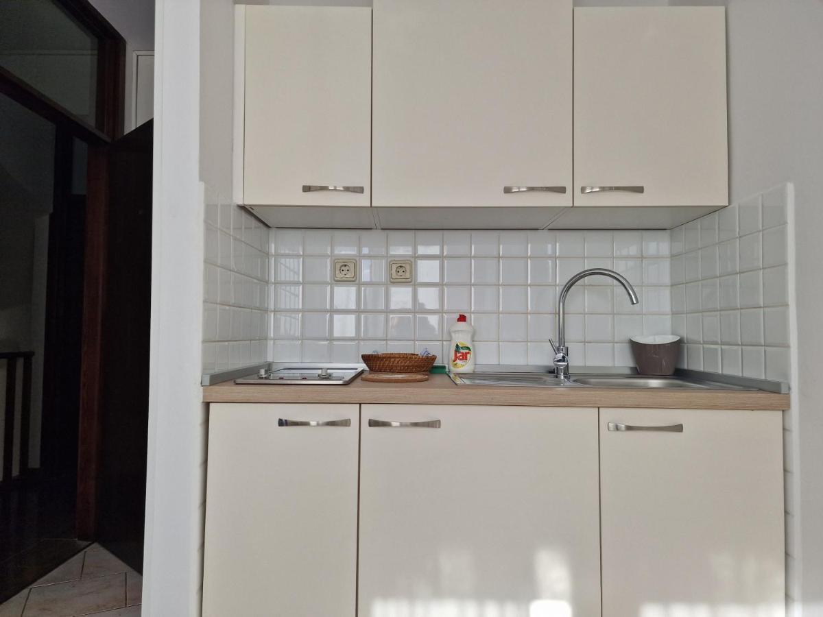 Apartments Katarina - New Renovated Ровинь Экстерьер фото